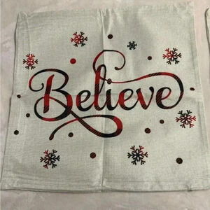 Set of 4 Holiday Zippered pillows covers NWOT
Believe Let it Snow Family Home